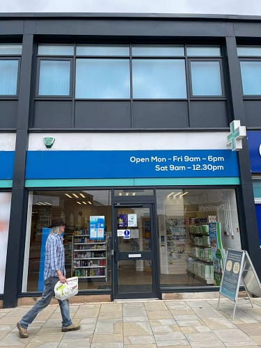 Reliable Shop Fronts in Mitcham